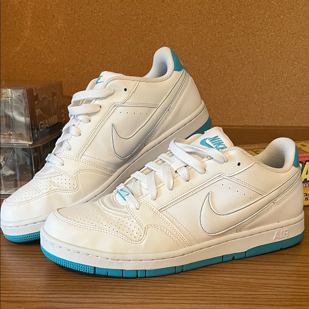 Nike Air Prestige III - White and Teal Sneakers - Men’s 10.5